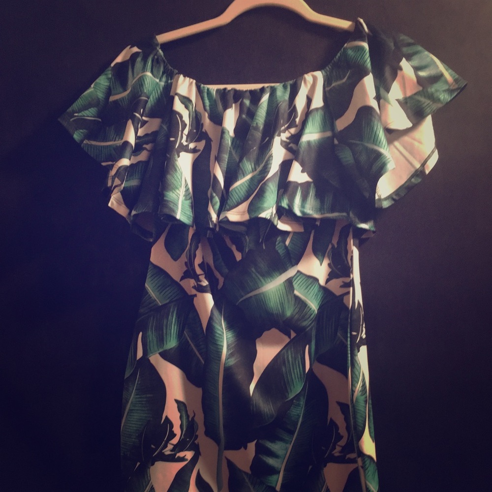 Palm tree leave pattern dress (body hugging)